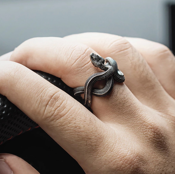 Winding Snake Ring